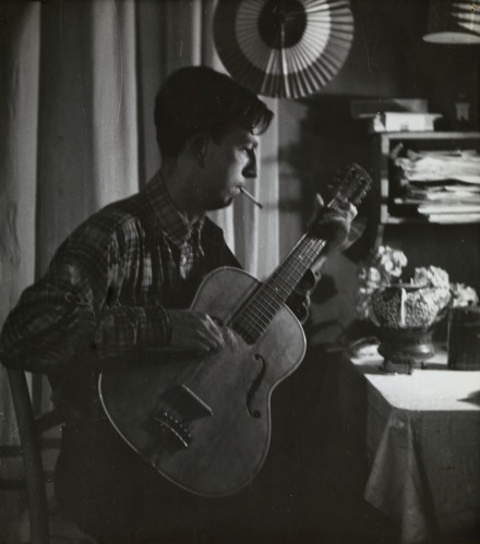 Constant playing guitar, 1949, Unknown