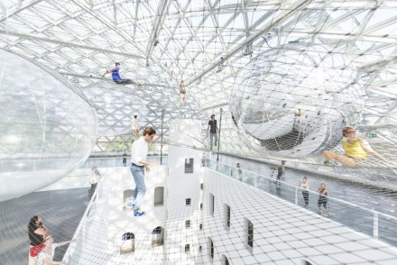 Tomás Saraceno-In Orbit, 2013